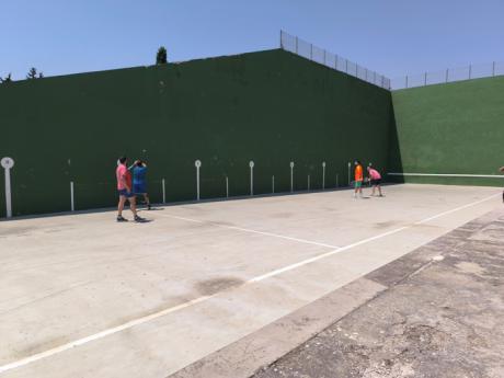 Huete acoge la quinta prueba del XVI Circuito de Frontenis