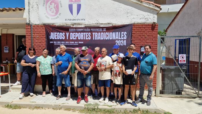 Magnífica mañana de juegos y deportes tradicionales en La Chopera de Huete