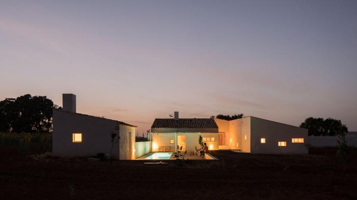 La 'Casa de Campo' de Zafra de Záncara, Premio COACM Arquitectura Obra Nueva Vivienda