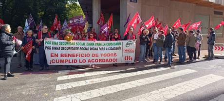 CCOO, CSIF y CIG exigen mejoras laborales ante la falta de medios en la Administración del Estado