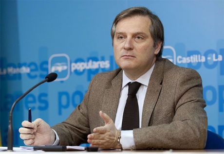 Para el PP, los presupuestos tienen como objetivo el reparto de sillones de Page y Podemos y no solucionan los problemas de la región