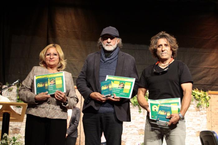 Miguel Ángel González y Lara Curto ganan el XXXIV Certamen Literario “Villa de Iniesta”