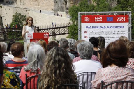 Maestre pide el voto al PSOE para frenar el avance de la ultraderecha y los retrocesos en igualdad