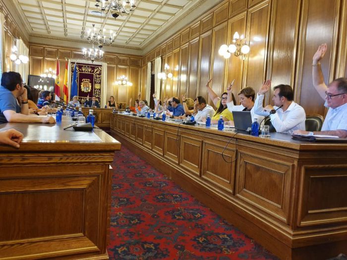 El pleno de la Diputación anula la partida de 13 millones de euros aprobada en mayo por el gobierno anterior