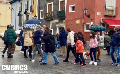 Cielos nubosos con precipitaciones dispersas para este sábado