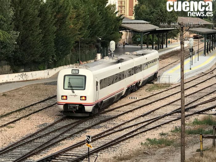 El Parlamento Europeo responde que la decisiones sobre el cierre del tren convencional corresponden únicamente al Gobierno central