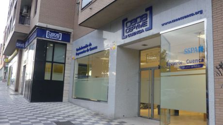 La Confederación de Empresarios pide que se ponga freno a la fuerte regulación de la actividad