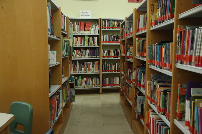 Presentación de libros y visitas guiadas escolares para celebrar el Día de las Bibliotecas en la Red Municipal