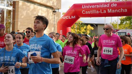 La comunidad universitaria se vuelca con la carrera solidaria de la UCLM “Campus a Través”