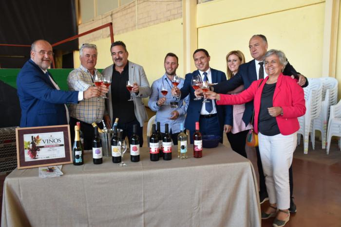 El XXIX Concurso de Vinos de Cuenca llena el Centro Escénico de Tarancón con la participación de influencer y revistas especializadas