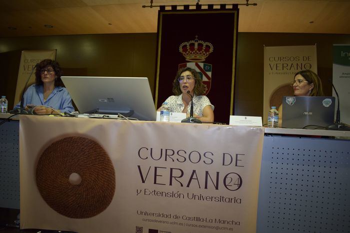 Un curso de verano de la UCLM pone su acento en el abordaje de la menopausia