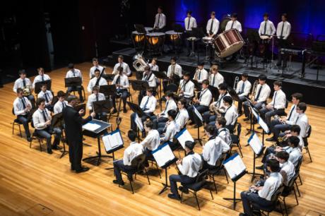 El coro, orquesta de jazz y banda de vientos australianos de Brisbane Grammar School ofrecerán un concierto en la Biblioteca de la Merced