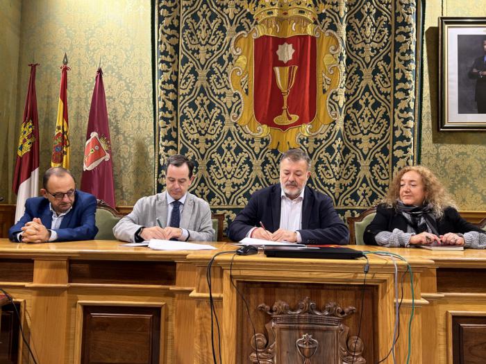 El Ayuntamiento colaborará con 25.000 euros en el proyecto de remodelación del Museo de la Semana Santa