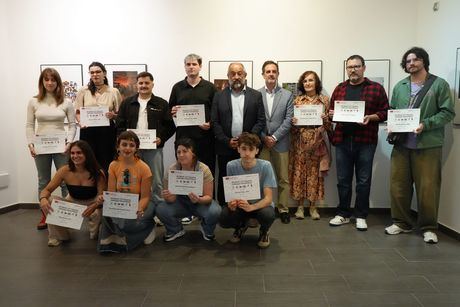 El talento universitario se expone en la sala ACUA del campus de Cuenca