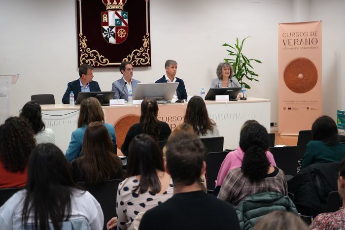 Acabar con los falsos mitos sobre la niñez y la educación, tema principal del último curso de verano de la UCLM