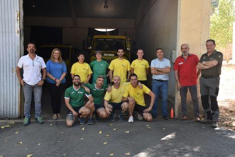 La Junta reconoce el trabajo de los profesionales del servicio de prevención y extinción de incendios en la provincia