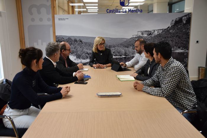 Reunión entre la Junta de Comunidades y CSIF para mejorar servicios públicos en Cuenca