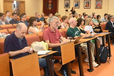 La Escuela Politécnica de Cuenca acoge el encuentro anual de directores de grados en telecomunicación con motivo de su 25 aniversario