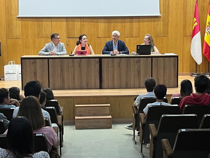 El Gobierno regional reafirma su compromiso para “fomentar una cultura emprendedora entre el alumnado de Castilla-La Mancha”