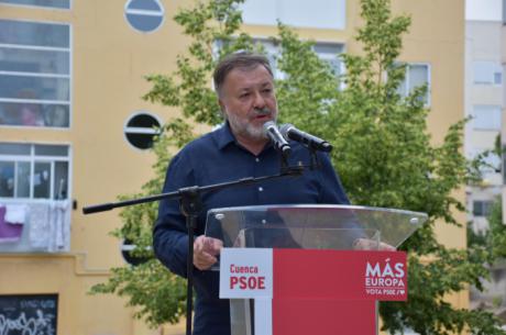 Dolz pide votar al PSOE para seguir contando con fondos europeos como los destinados al hospital o los remontes mecánicos