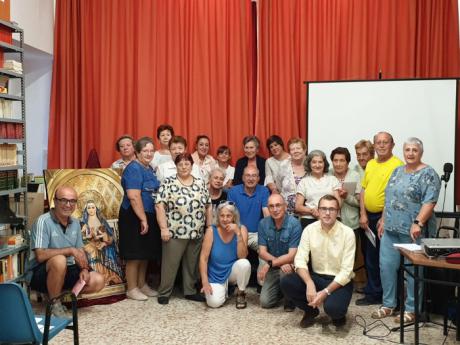 Carrascosa del Campo celebra el II Recital de Poemas a los Abuelos en homenaje a las personas mayores