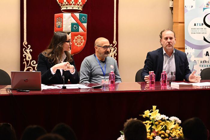 Profesionales y personal investigador presentan el primer Manual de Trabajo Social Penitenciario en España