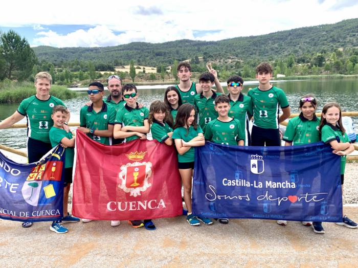 El Club Piragüismo Cuenca se cuelga diez oros en la Regata de Pareja (Guadalajara)