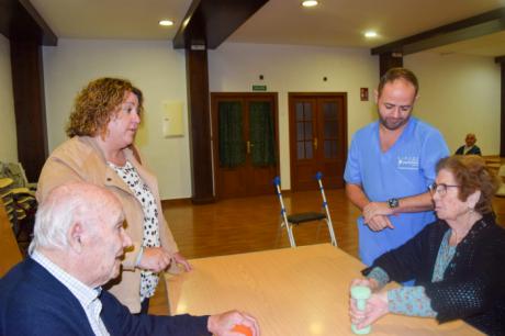 La Asociación de Parkinsón de La Roda atiende a 120 personas en más de una docena de municipios conquenses