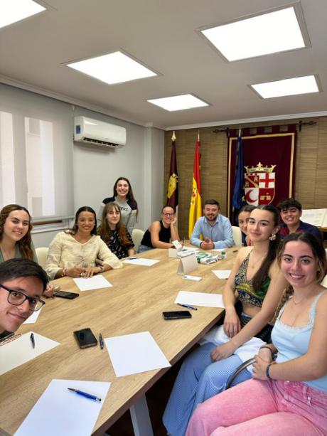 El Ayuntamiento de Las Valeras impulsa una asociación de jóvenes “para crear oportunidades que les permita quedarse a vivir en el municipio”