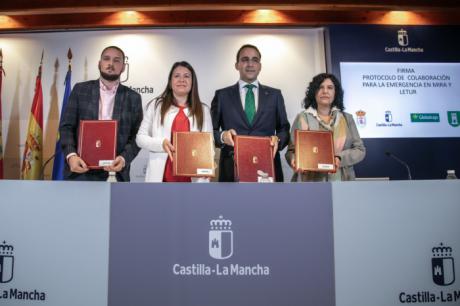 Globalcaja dona a los Ayuntamientos de Letur y Mira 250.000 euros para los afectados por la DANA