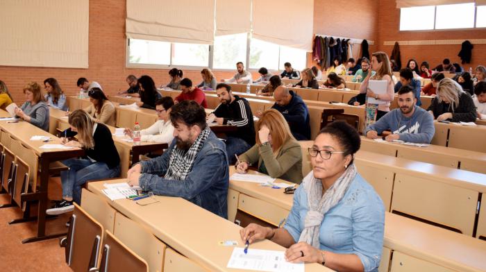 Cerca del 60% de alumnos supera las pruebas de acceso para mayores de 25 años en la UCLM