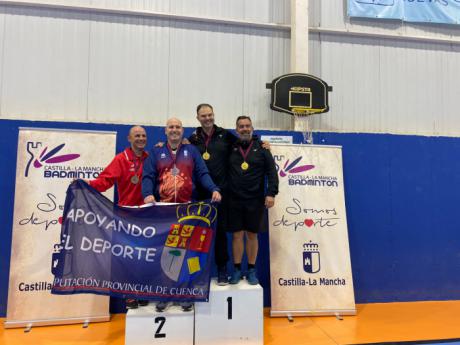 Éxito del Bádminton Albatros en el Campeonato Regional de Aguas Nuevas: 10 pódiums alcanzados