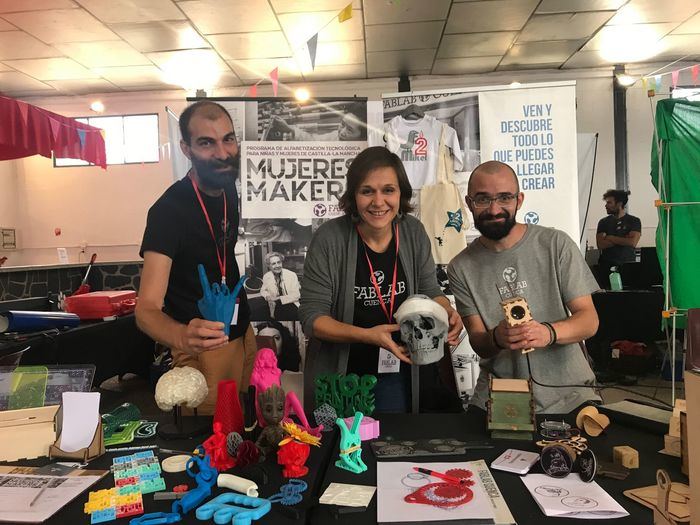 FabLab Cuenca recibe el primer premio al mejor proyecto educativo con el programa “Mujeres Makers” en la Feria Tecnológica Demolab Maker de Badajoz