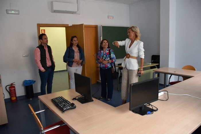 El Ayuntamiento de Vara de Rey trabaja para hacer accesible el edificio de la Asociación de Mujeres