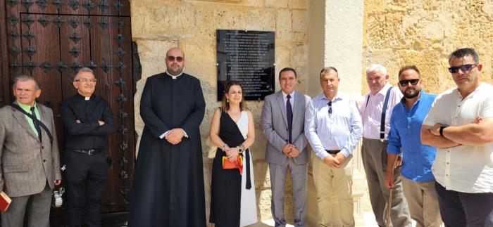 Inaugurada la restauración del pórtico de la iglesia de San Andrés de Ledaña