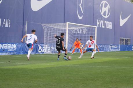 El Conquense inicia la temporada con una derrota agónica ante el Rayo Majadahonda