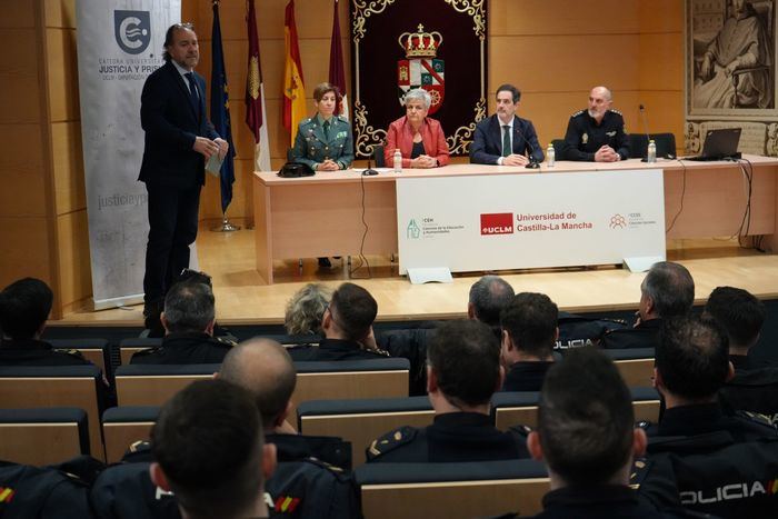 Comienza la III Aula de Formación Permanente de la Cátedra Justicia y Prisión