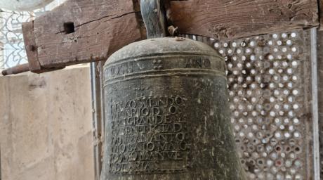 Restricciones de acceso al casco histórico por la retirada de las campanas en la Iglesia de El Salvador