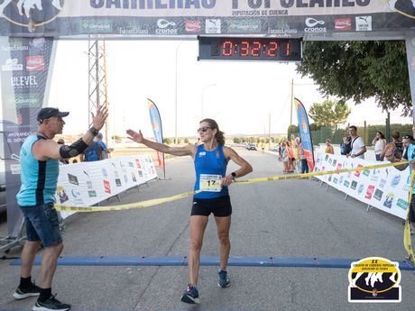 Mª Jesús Algarra y Yisheng Zhou se alzan con el triunfo en la Carrera Popular Cilla de Campillo