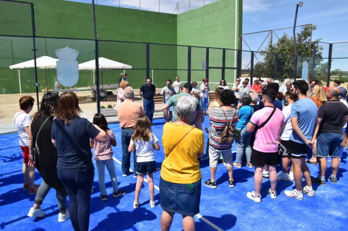 Inaugurada la nueva pista de pádel de Carrascosa de Haro