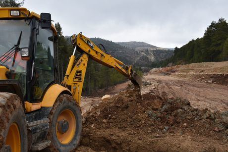 Se reanudan las obras de la CM-2201