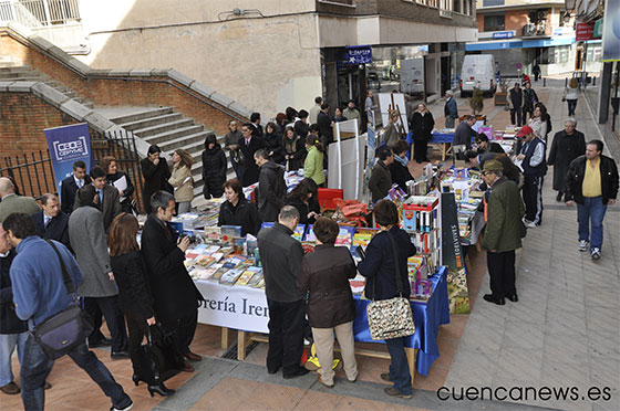 Los libreros cerraron nueve mil euros en ventas durante la celebración del Día del Libro