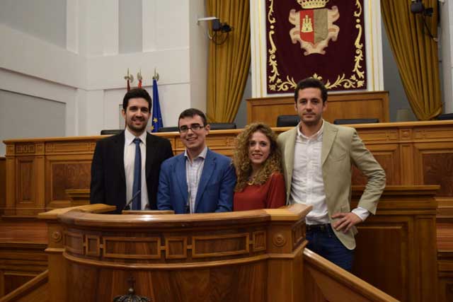 El equipo Dominó representará a la UCLM en la final de la Liga de Debate Universitario del G9