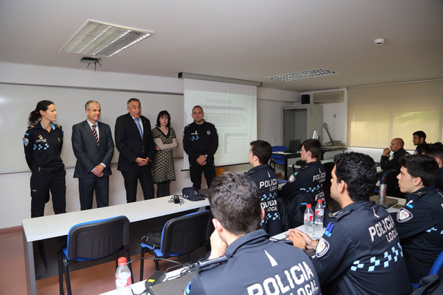 La Junta  felicita a los miembros de la Policía Local de Castilla-La Mancha y reconoce su “excelente y ejemplar labor”