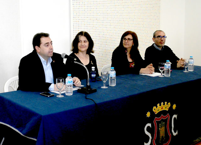 Participativo encuentro con lectores de la escritora Rosa Ribas en San Clemente