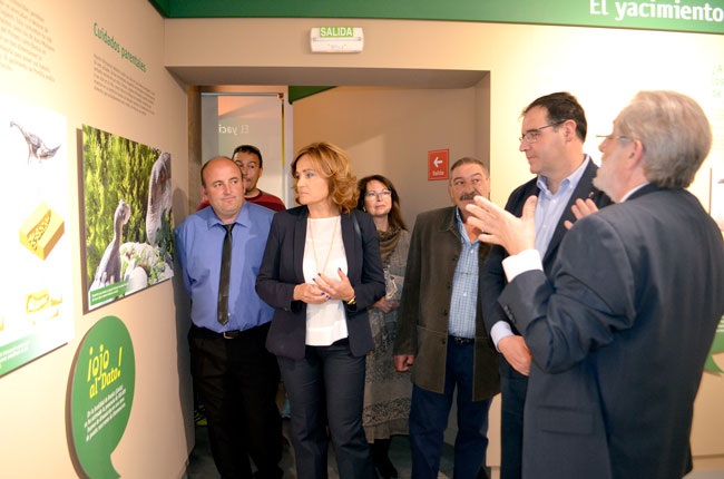 La Ruta de los Dinosaurios se amplia con la  apertura del Aula Paleontológica de Portilla 