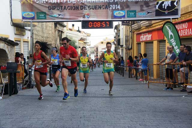 Cerca de 200 corredores se dan cita en la Carrera Popular “Los Sanochaores” de Cardenete