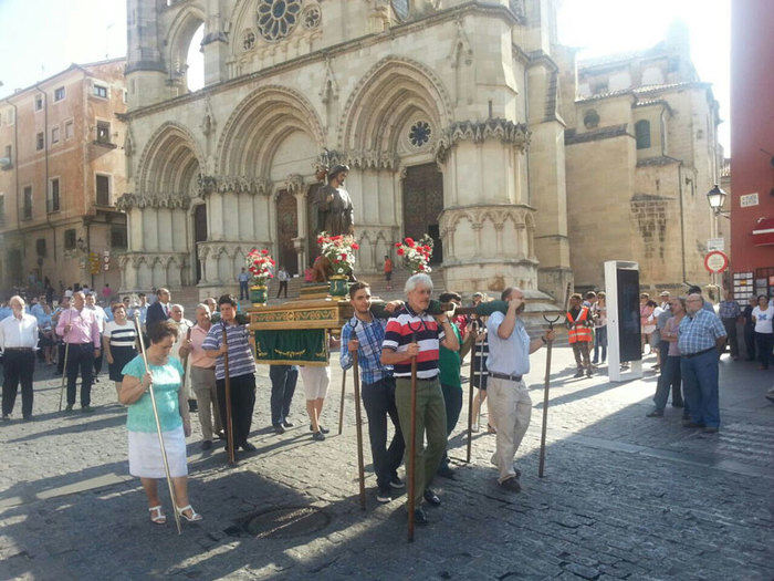 La imagen de San Roque recorre las calles del Casco Antiguo