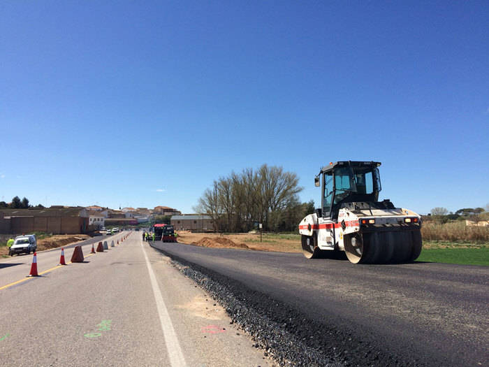 Las obras en la circunvalación de El Peral finalizarán en el mes de junio 