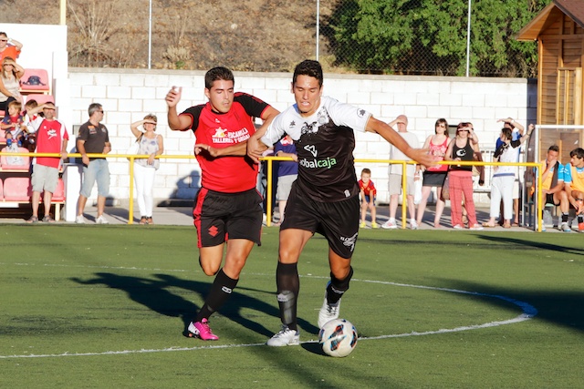 Un gol de penalti de Borja Hernández da la victoria al Conquense en Quintanar del Rey (0-1)